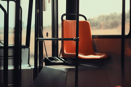MTA运输公共汽车橙色座位